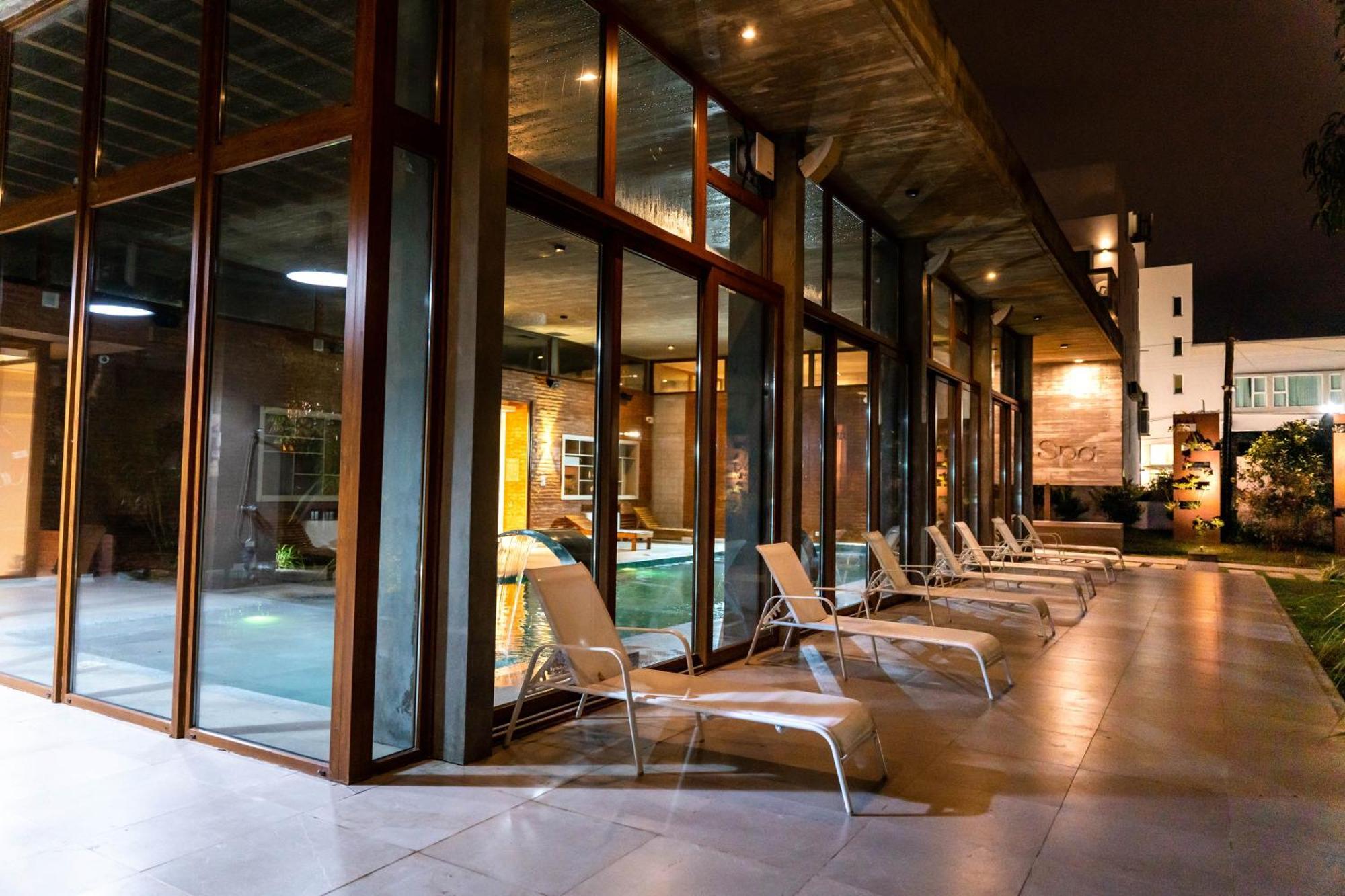 O2 Hotel Valeria del Mar Esterno foto